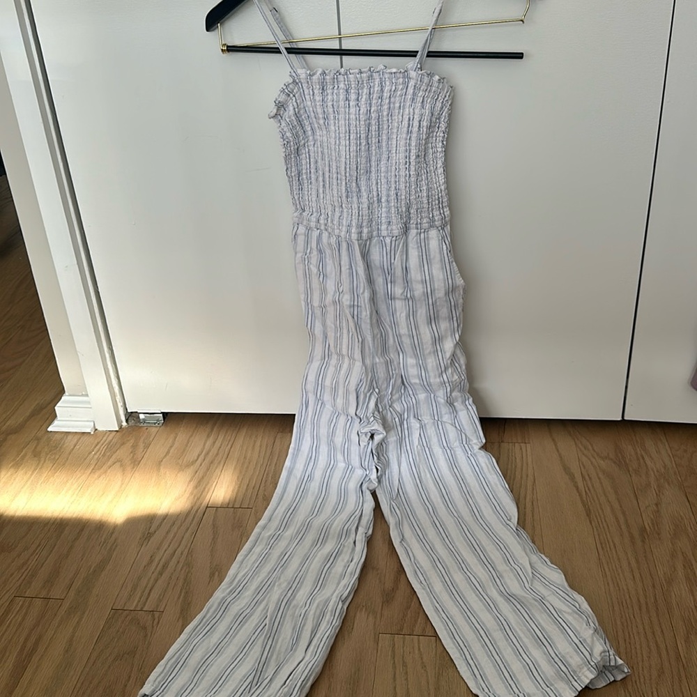Abercrombie jumpsuit medium